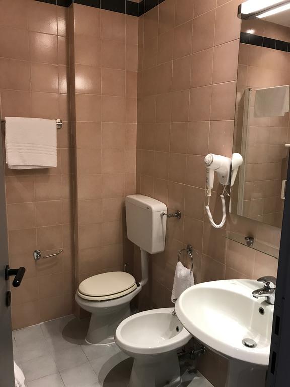 Novahotel Reggio d'Emilie Chambre photo